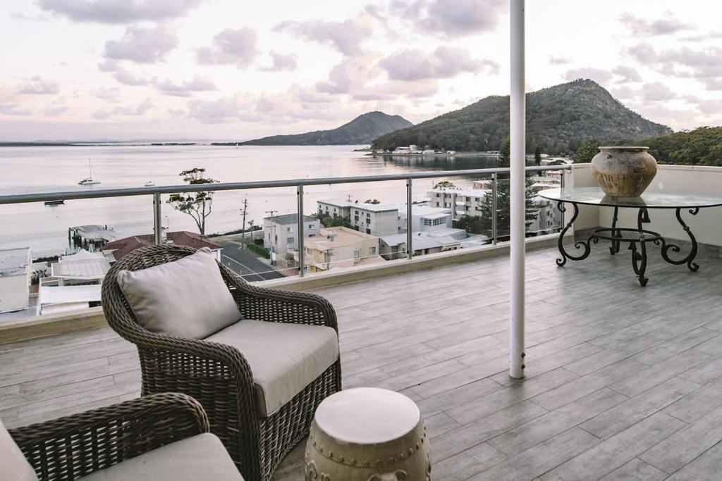 Stay At Shoal Bay Country Club Exterior photo